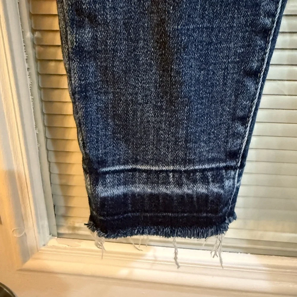 Judy Blue Skinny Fit Distressed Stretchy Jeans Size 5/27